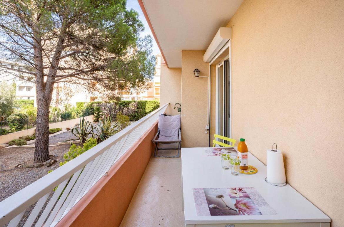 Joli T2 Tres Proche De La Plage De Fréjus Zewnętrze zdjęcie
